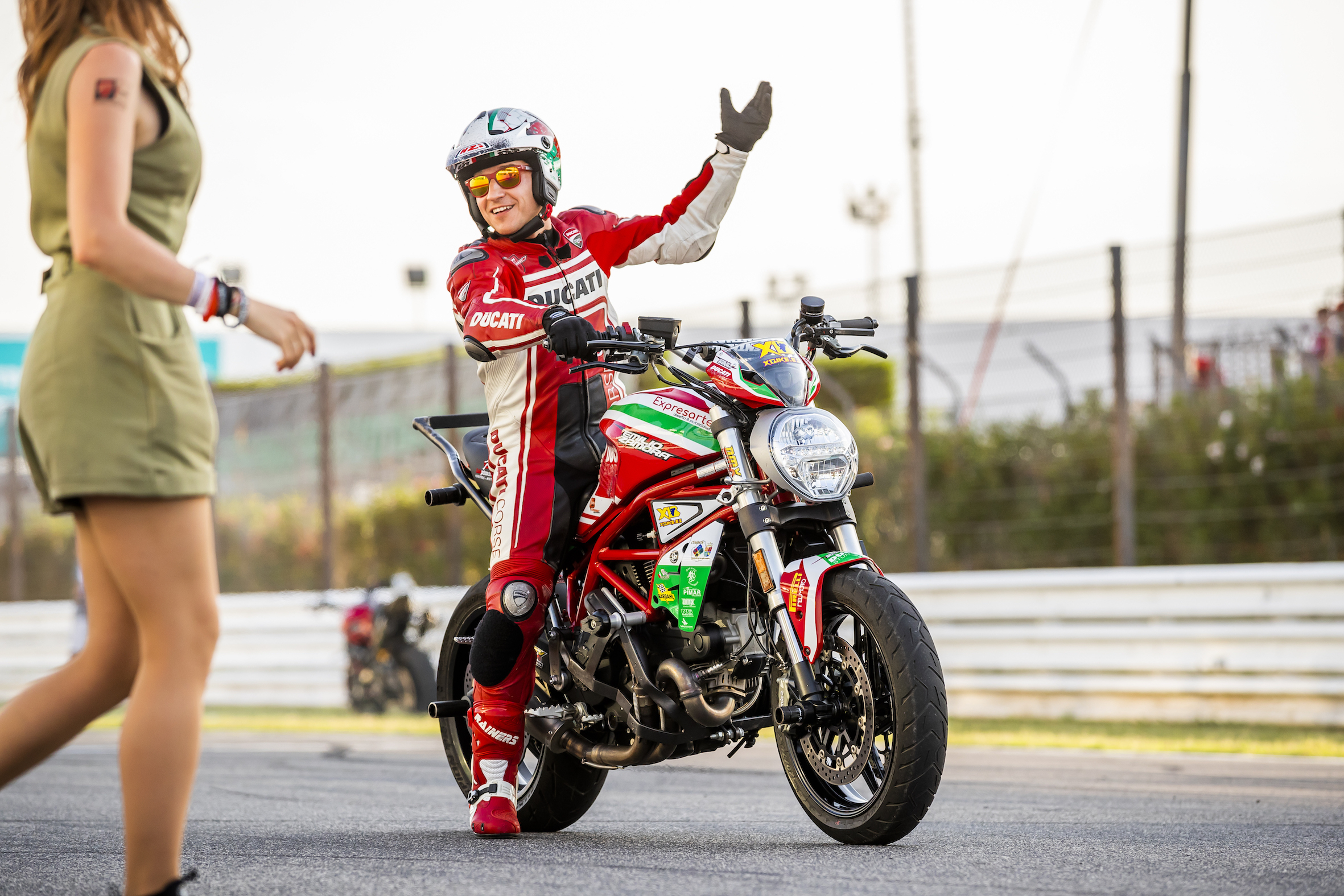 007_WORLD DUCATI WEEK_JUAN SANZ PHOTOGRAPHY_EMILIO_ZAMORA_STUNT_TEAM_MOTOR_SHOW_RIDER_MISANO_ITALIA_WDW 2018