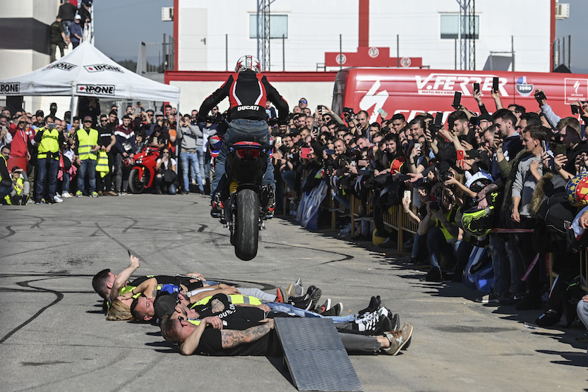 028_MATINAL_ROUTE CV 50_KARTODROMO LUCAS GUERRERO_CHIVA_EMILIO_ZAMORA_DUCATI_STUNT_TEAM_MOTOR_SHOW_FEBRERO_jose_royo_2020