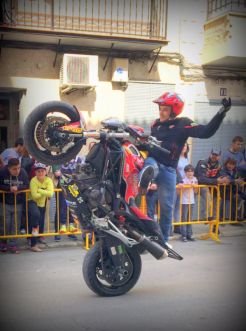 23_MATINAL MOTERA MEL DE ROMER_MOGENTE_MOIXENT_VALENCIA_EMILIO_ZAMORA_DUCATI_STUNT_TEAM_RIDER_MOTOR_SHOW_ESPECTACULO_WHEELIE_MONSTER_DMX_LOLOPAMANES_PIRELLI_NG_RAINERS_NZI_BARDAHL_ADR