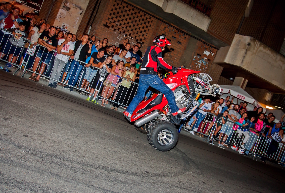 11_EMILIO_ZAMORA_DUCATI_STUNT_TEAM_MOTOR_SHOW_ESPECTACULO_EXHIBICION_MOTO_QUAD_COCHE_DRIFT_LA BAÑEZA_BY_TRAZANDO_FINO