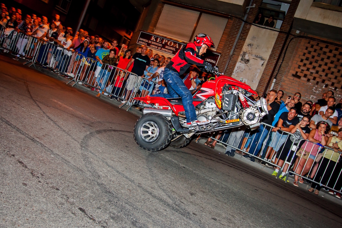 12_EMILIO_ZAMORA_DUCATI_STUNT_TEAM_MOTOR_SHOW_ESPECTACULO_EXHIBICION_MOTO_QUAD_COCHE_DRIFT_LA BAÑEZA_BY_TRAZANDO_FINO