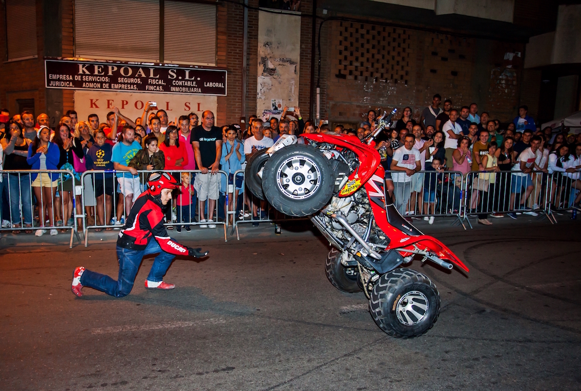 18_EMILIO_ZAMORA_DUCATI_STUNT_TEAM_MOTOR_SHOW_ESPECTACULO_EXHIBICION_MOTO_QUAD_COCHE_DRIFT_LA BAÑEZA_BY_TRAZANDO_FINO