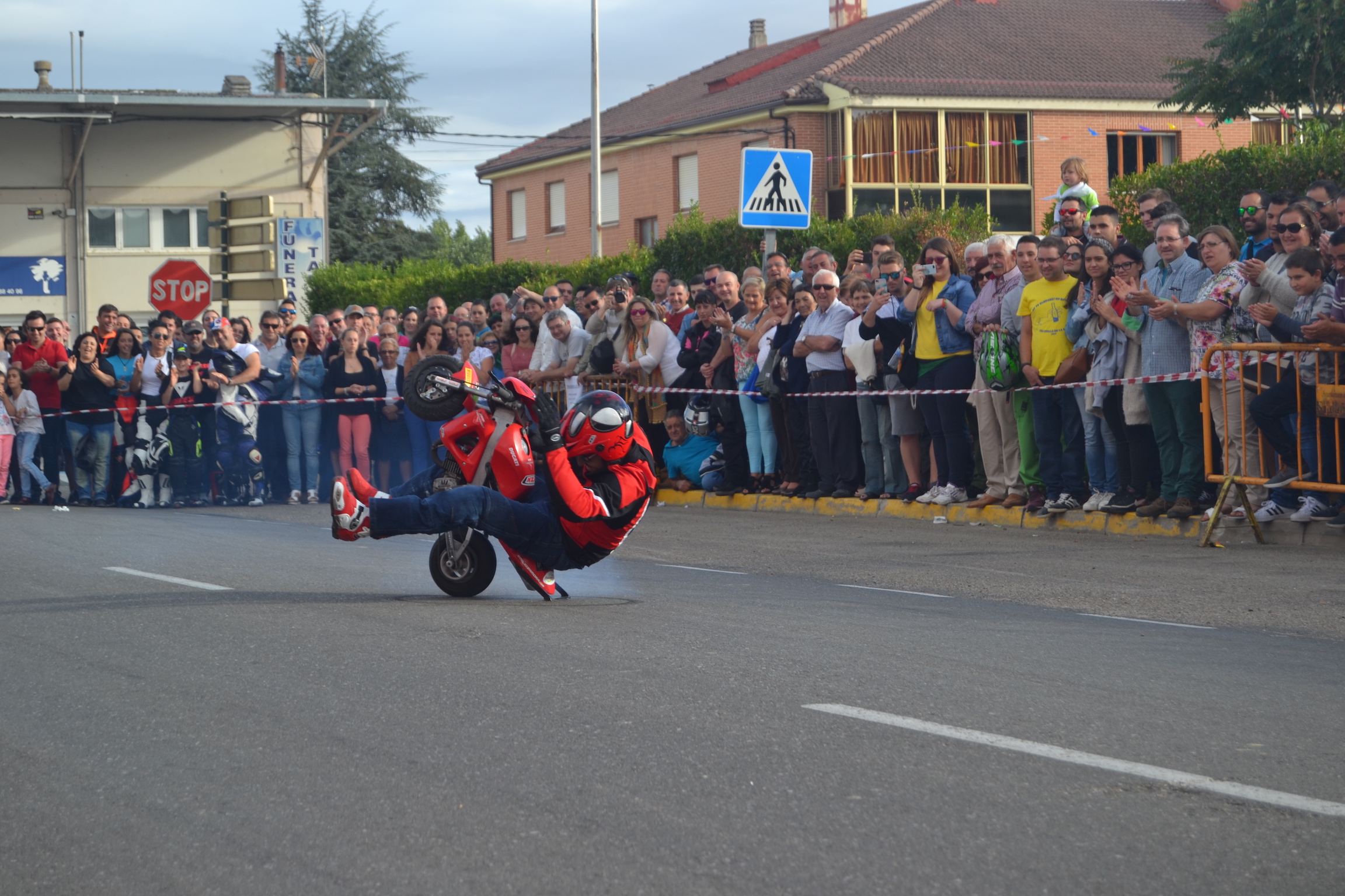 07_SALDAÑA_PALENCIA_EMILIO_ZAMORA_DUCATI_STUNT_TEAM_MOTOR_SOHW_ESPECTACULO_MOTOCICLISMO_EXHIBICION_2017_MONSTER_CABALLITO_WHEELIE_INVERTIDO_DRIFT_QUAD