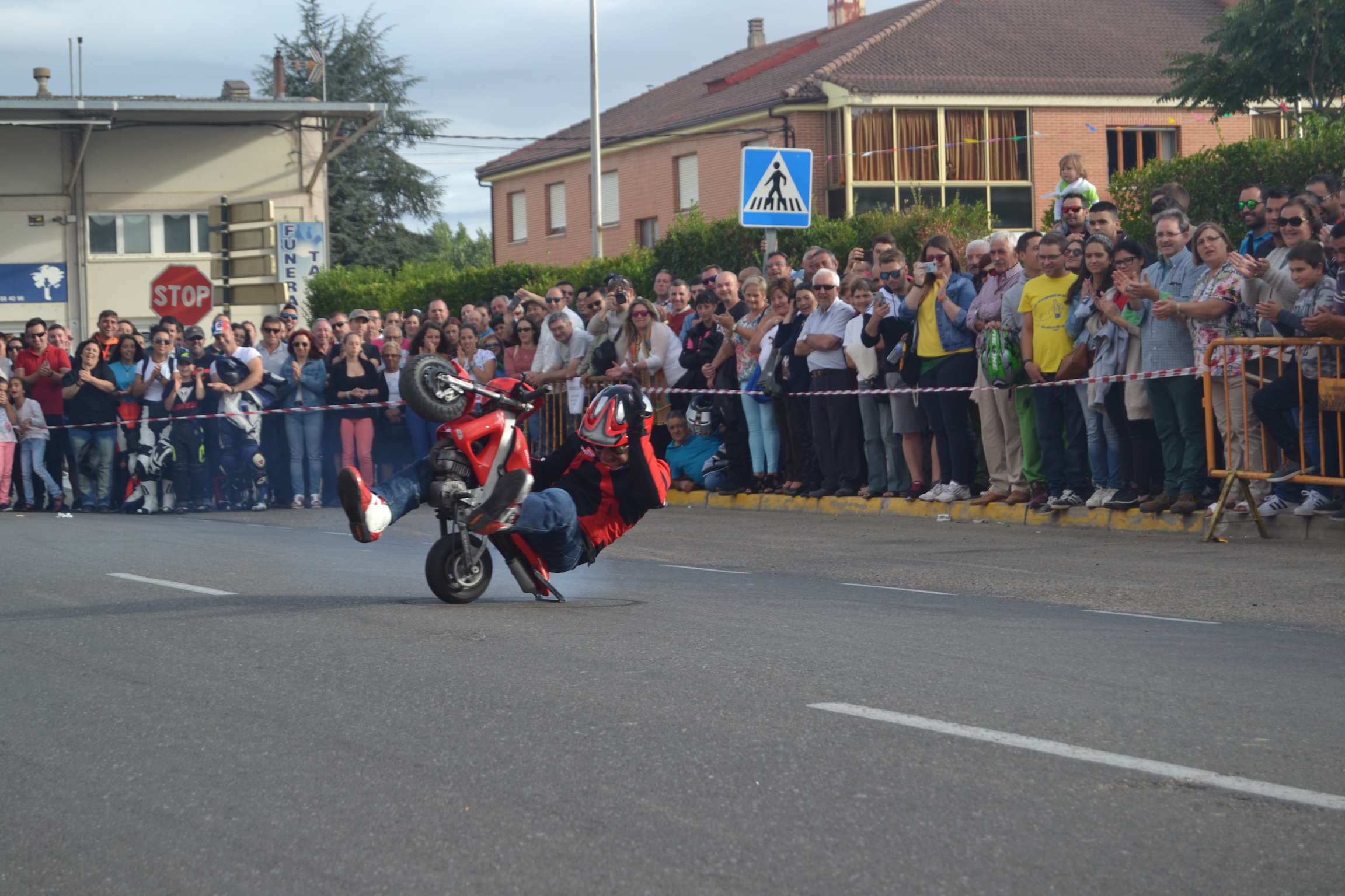 08_SALDAÑA_PALENCIA_EMILIO_ZAMORA_DUCATI_STUNT_TEAM_MOTOR_SOHW_ESPECTACULO_MOTOCICLISMO_EXHIBICION_2017_MONSTER_CABALLITO_WHEELIE_INVERTIDO_DRIFT_QUAD