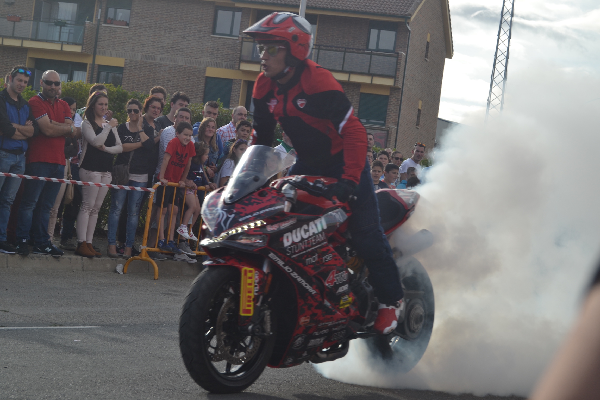 09_SALDAÑA_PALENCIA_EMILIO_ZAMORA_DUCATI_STUNT_TEAM_MOTOR_SOHW_ESPECTACULO_MOTOCICLISMO_EXHIBICION_2017_MONSTER_CABALLITO_WHEELIE_INVERTIDO_DRIFT_QUAD