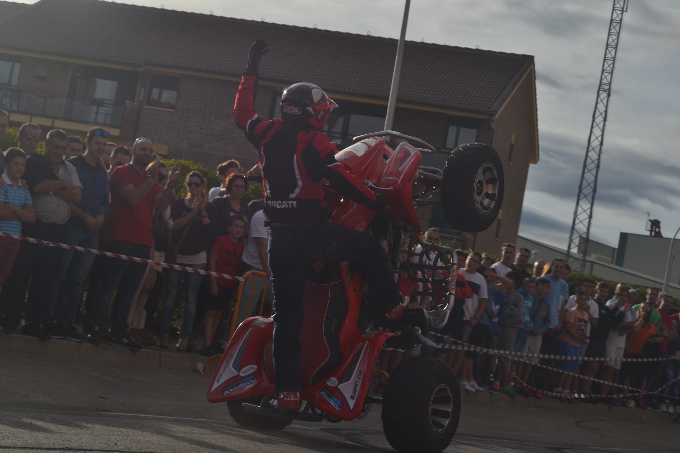 19_SALDAÑA_PALENCIA_EMILIO_ZAMORA_DUCATI_STUNT_TEAM_MOTOR_SOHW_ESPECTACULO_MOTOCICLISMO_EXHIBICION_2017_MONSTER_CABALLITO_WHEELIE_INVERTIDO_DRIFT_QUAD