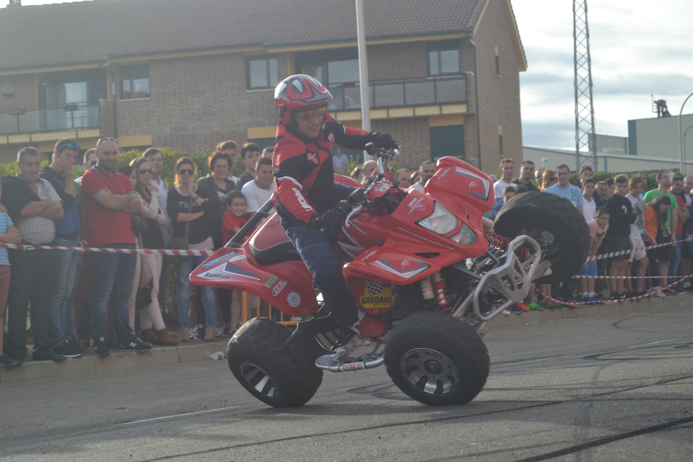 21_SALDAÑA_PALENCIA_EMILIO_ZAMORA_DUCATI_STUNT_TEAM_MOTOR_SOHW_ESPECTACULO_MOTOCICLISMO_EXHIBICION_2017_MONSTER_CABALLITO_WHEELIE_INVERTIDO_DRIFT_QUAD