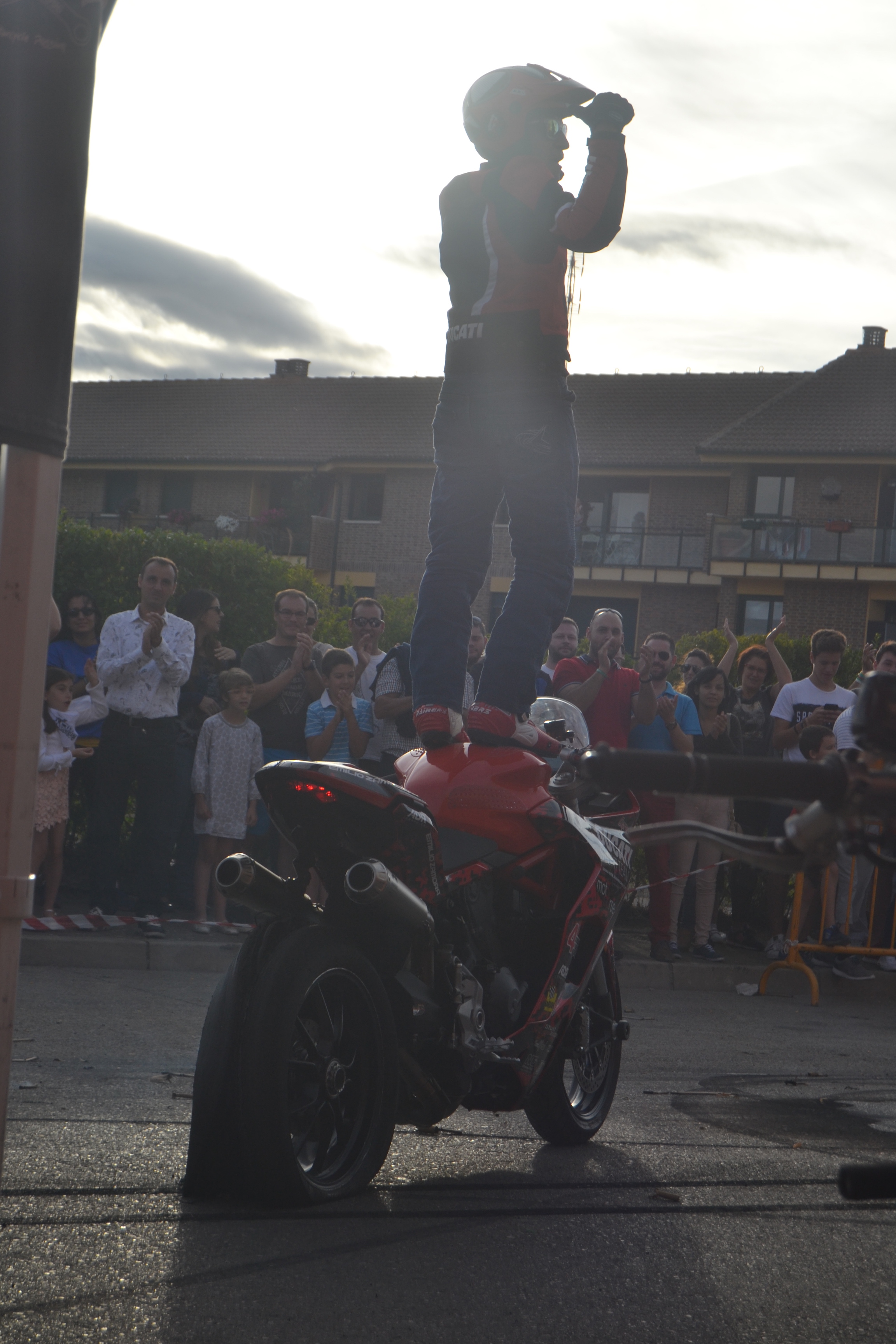 34_SALDAÑA_PALENCIA_EMILIO_ZAMORA_DUCATI_STUNT_TEAM_MOTOR_SOHW_ESPECTACULO_MOTOCICLISMO_EXHIBICION_2017_MONSTER_CABALLITO_WHEELIE_INVERTIDO_DRIFT_QUAD
