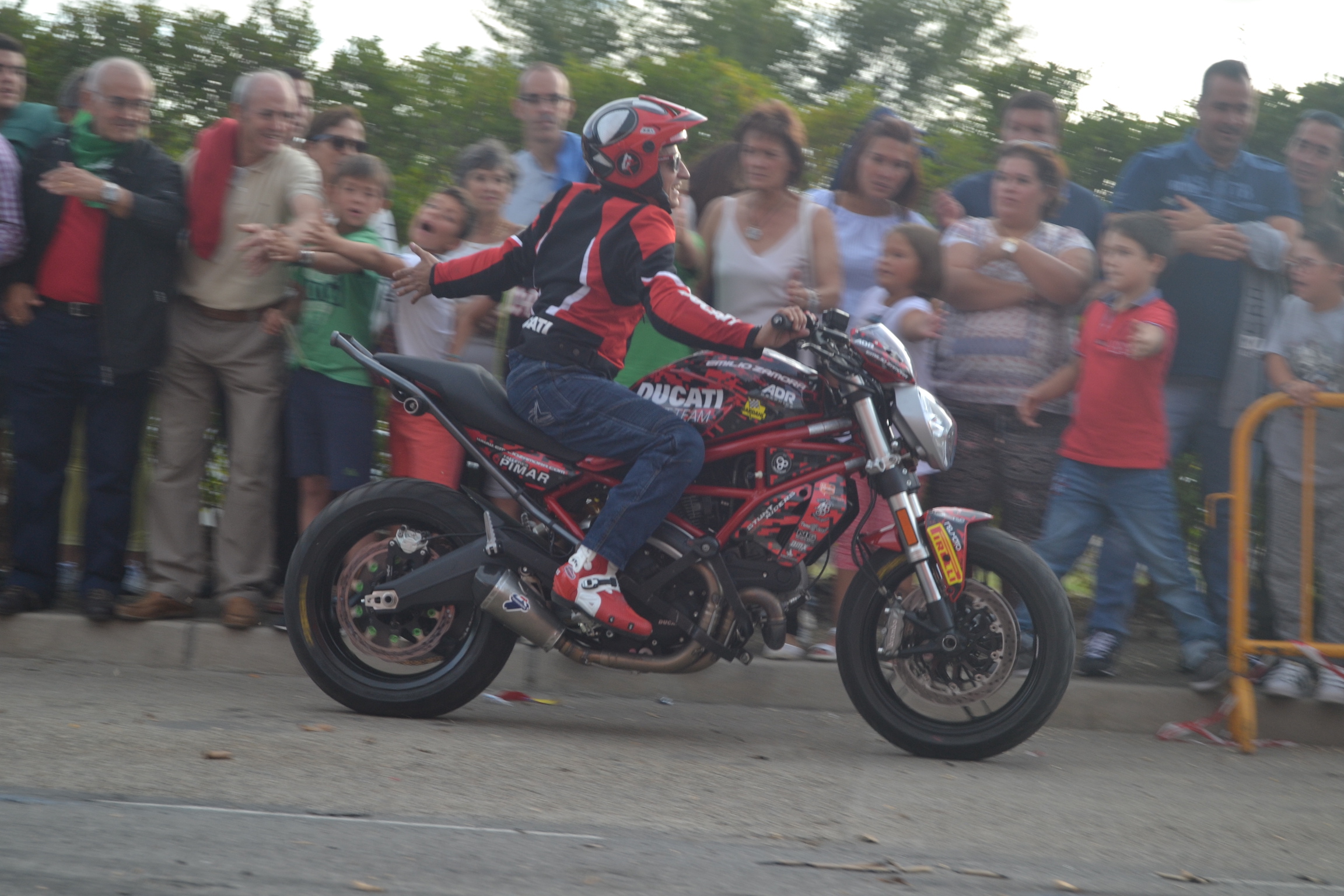 36_SALDAÑA_PALENCIA_EMILIO_ZAMORA_DUCATI_STUNT_TEAM_MOTOR_SOHW_ESPECTACULO_MOTOCICLISMO_EXHIBICION_2017_MONSTER_CABALLITO_WHEELIE_INVERTIDO_DRIFT_QUAD