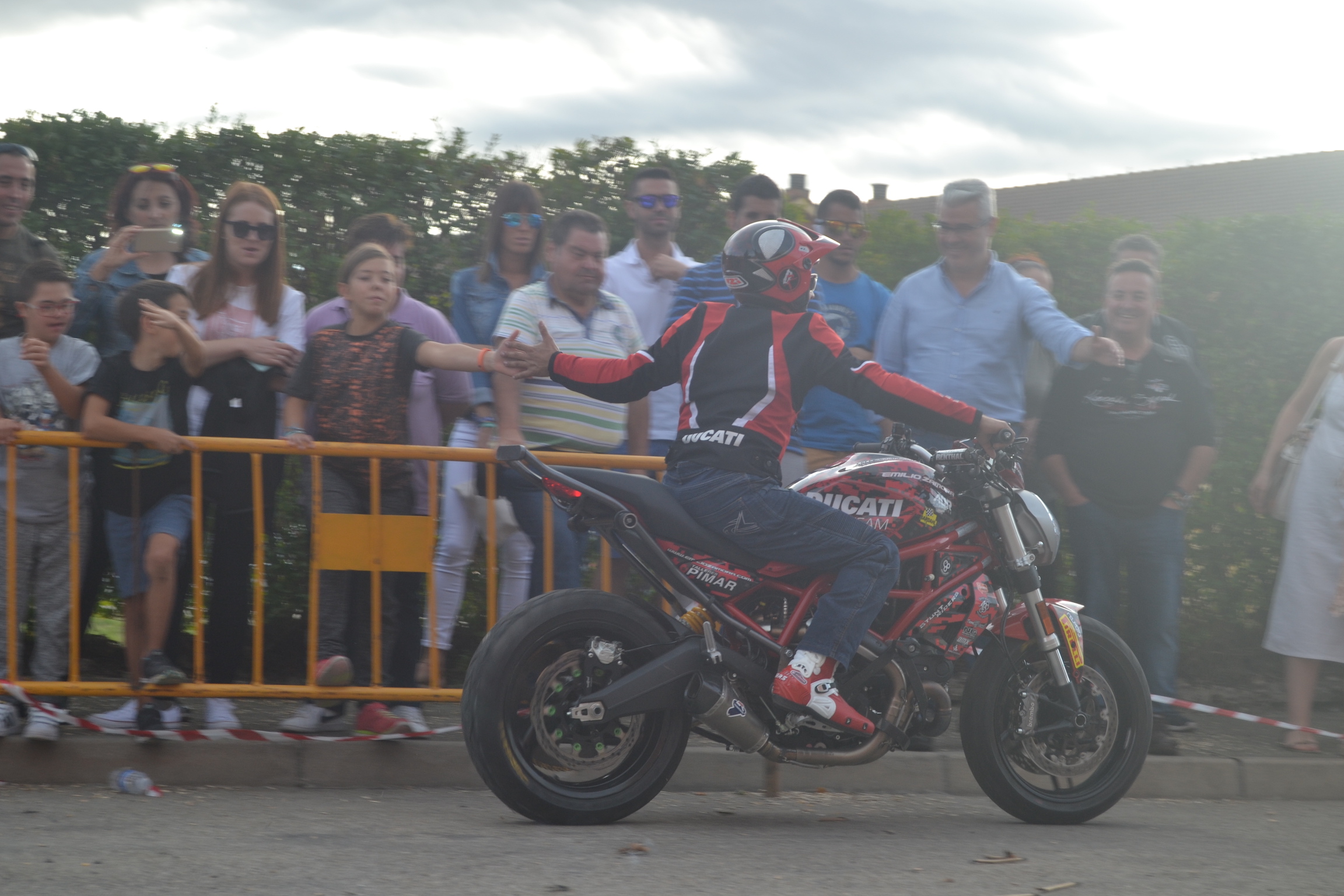 37_SALDAÑA_PALENCIA_EMILIO_ZAMORA_DUCATI_STUNT_TEAM_MOTOR_SOHW_ESPECTACULO_MOTOCICLISMO_EXHIBICION_2017_MONSTER_CABALLITO_WHEELIE_INVERTIDO_DRIFT_QUAD