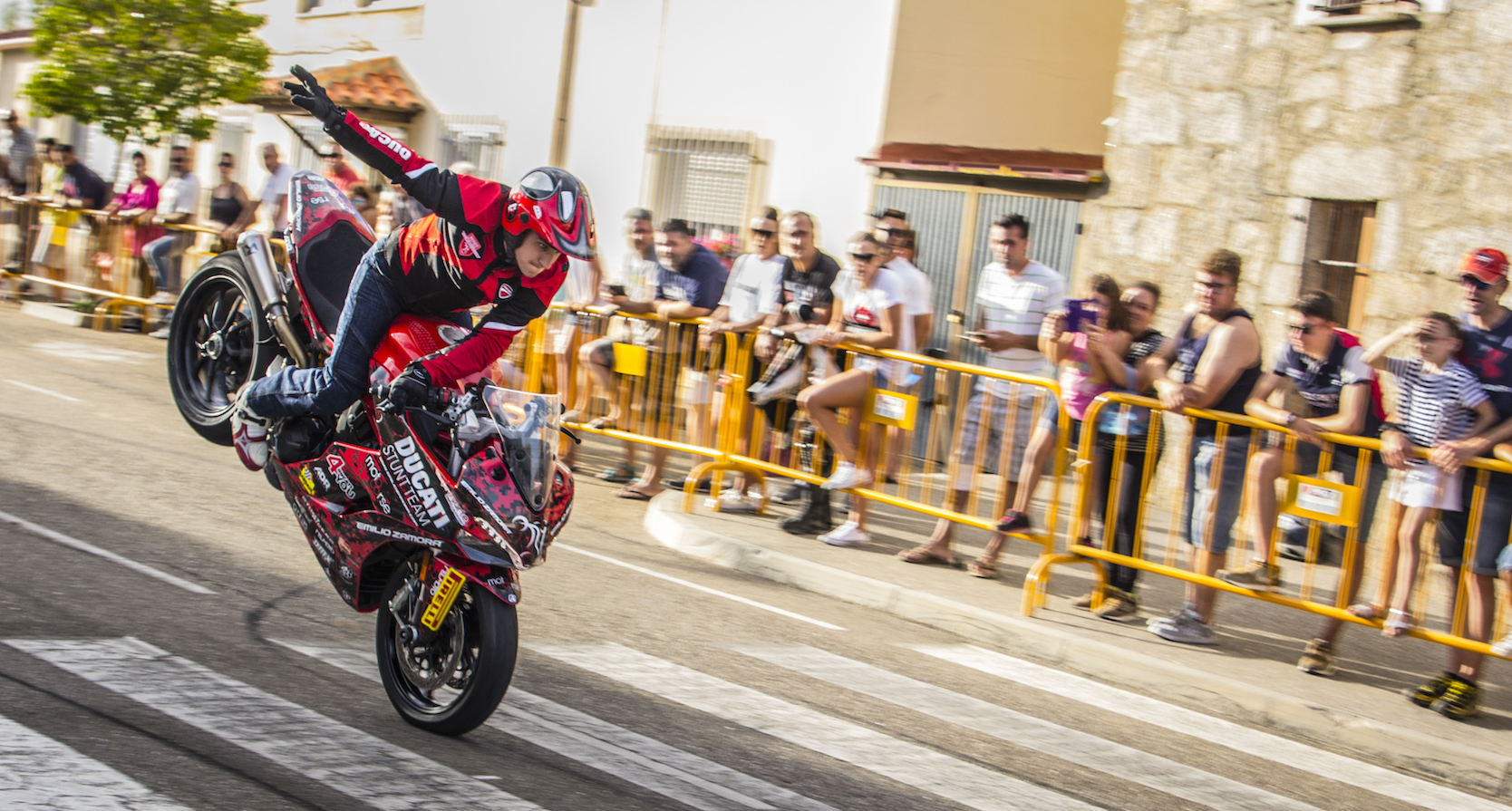 39_ROELOS DE SAYAGO_EMILIO_ZAMORA_DUCATI_STUNT_TEAM_MOTOR_SHOW_ESPECTACULO_MOTO_QUAD_FREESTYLE_COCHE_DRIFT_MINIBIKE_LEGEND_CAR_XDIAVEL_MONSTER_SUPERSPORT_FELIPE_HERNANDEZ_2017