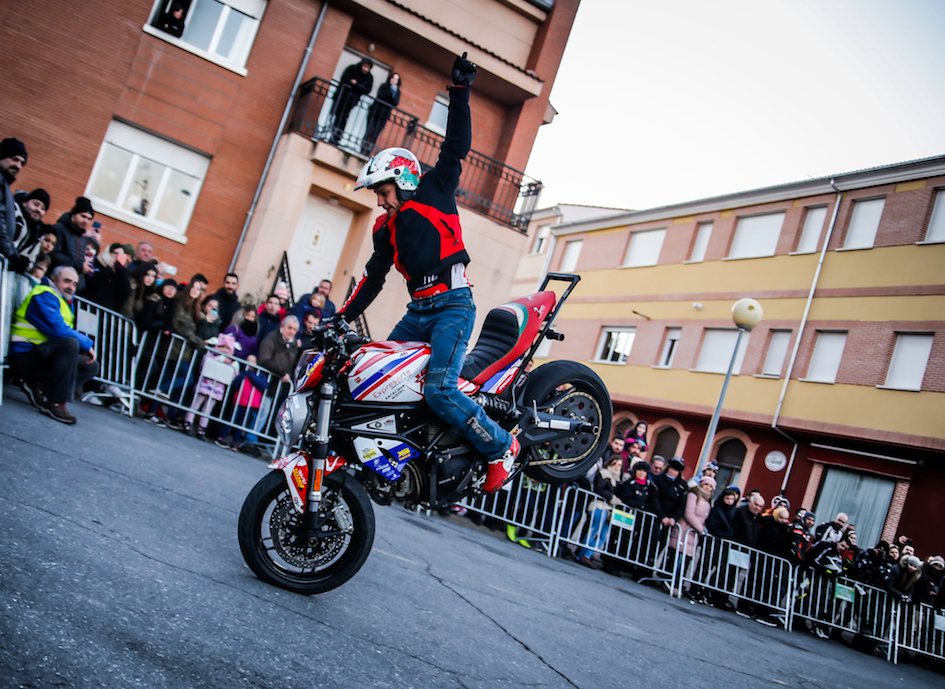 024_LA LEYENDA CONTINUA_CANTALEJO_SEGOVIA_2020_EMILIO ZAMORA_DUCATI_STUNT_TEAM_MOTOR_SHOW_ESPECTACULO_MOTO_CONCENTRACION_FIESTA_MATINAL_NZI_ADR_RAINERS_DMX_BARDAHL_EXPRESARTE_XBIKE