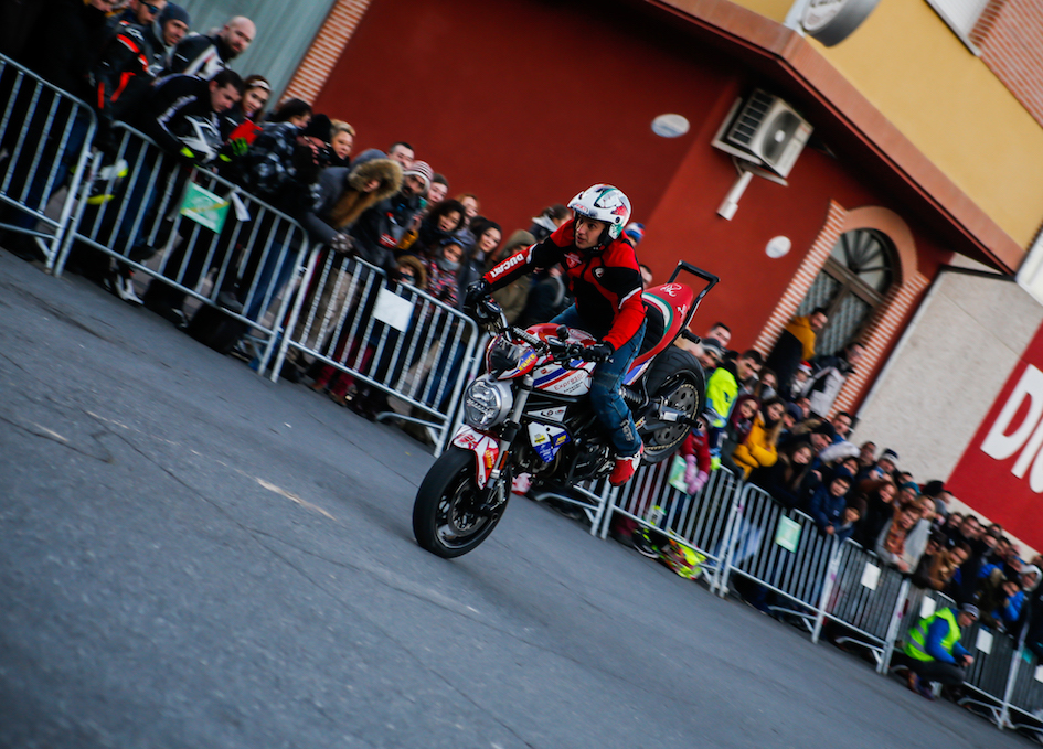 028_LA LEYENDA CONTINUA_CANTALEJO_SEGOVIA_2020_EMILIO ZAMORA_DUCATI_STUNT_TEAM_MOTOR_SHOW_ESPECTACULO_MOTO_CONCENTRACION_FIESTA_MATINAL_NZI_ADR_RAINERS_DMX_BARDAHL_EXPRESARTE_XBIKE
