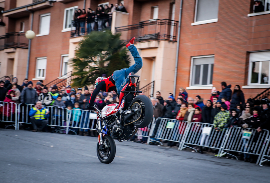 038_LA LEYENDA CONTINUA_CANTALEJO_SEGOVIA_2020_EMILIO ZAMORA_DUCATI_STUNT_TEAM_MOTOR_SHOW_ESPECTACULO_MOTO_CONCENTRACION_FIESTA_MATINAL_NZI_ADR_RAINERS_DMX_BARDAHL_EXPRESARTE_XBIKE