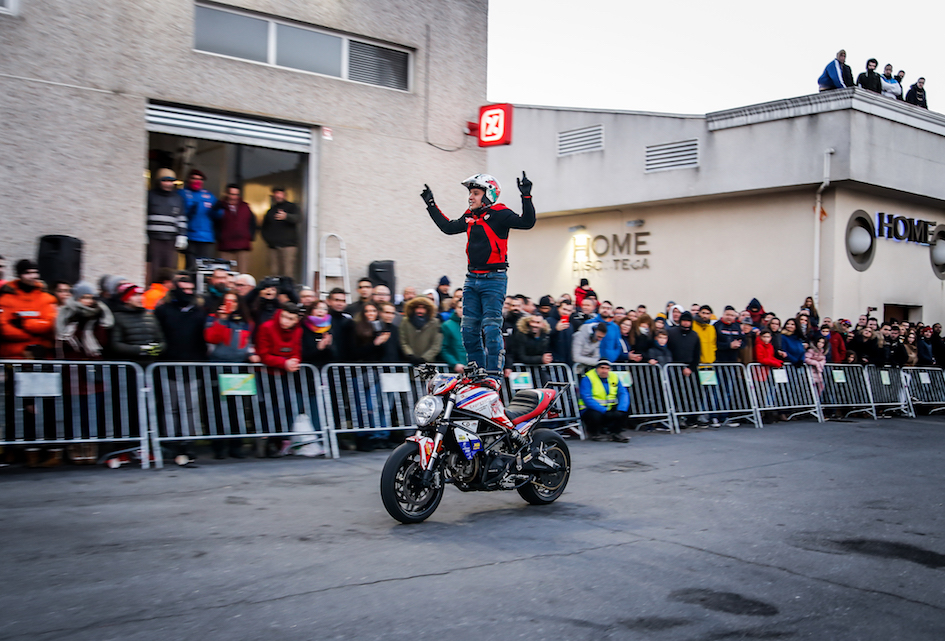 041_LA LEYENDA CONTINUA_CANTALEJO_SEGOVIA_2020_EMILIO ZAMORA_DUCATI_STUNT_TEAM_MOTOR_SHOW_ESPECTACULO_MOTO_CONCENTRACION_FIESTA_MATINAL_NZI_ADR_RAINERS_DMX_BARDAHL_EXPRESARTE_XBIKE