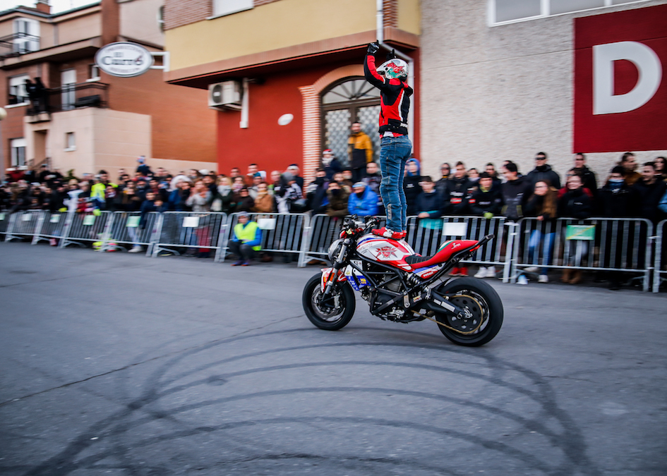 045_LA LEYENDA CONTINUA_CANTALEJO_SEGOVIA_2020_EMILIO ZAMORA_DUCATI_STUNT_TEAM_MOTOR_SHOW_ESPECTACULO_MOTO_CONCENTRACION_FIESTA_MATINAL_NZI_ADR_RAINERS_DMX_BARDAHL_EXPRESARTE_XBIKE