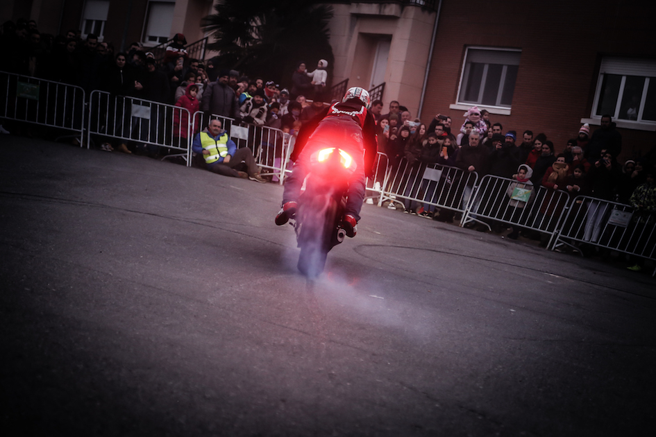 073_LA LEYENDA CONTINUA_CANTALEJO_SEGOVIA_2020_EMILIO ZAMORA_DUCATI_STUNT_TEAM_MOTOR_SHOW_ESPECTACULO_MOTO_CONCENTRACION_FIESTA_MATINAL_NZI_ADR_RAINERS_DMX_BARDAHL_EXPRESARTE_XBIKE
