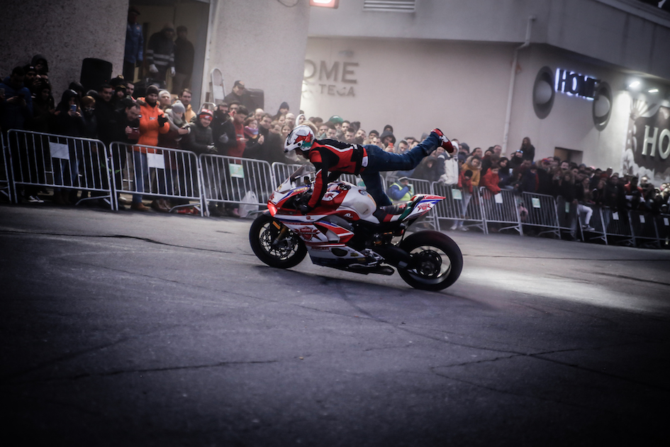 080_LA LEYENDA CONTINUA_CANTALEJO_SEGOVIA_2020_EMILIO ZAMORA_DUCATI_STUNT_TEAM_MOTOR_SHOW_ESPECTACULO_MOTO_CONCENTRACION_FIESTA_MATINAL_NZI_ADR_RAINERS_DMX_BARDAHL_EXPRESARTE_XBIKE