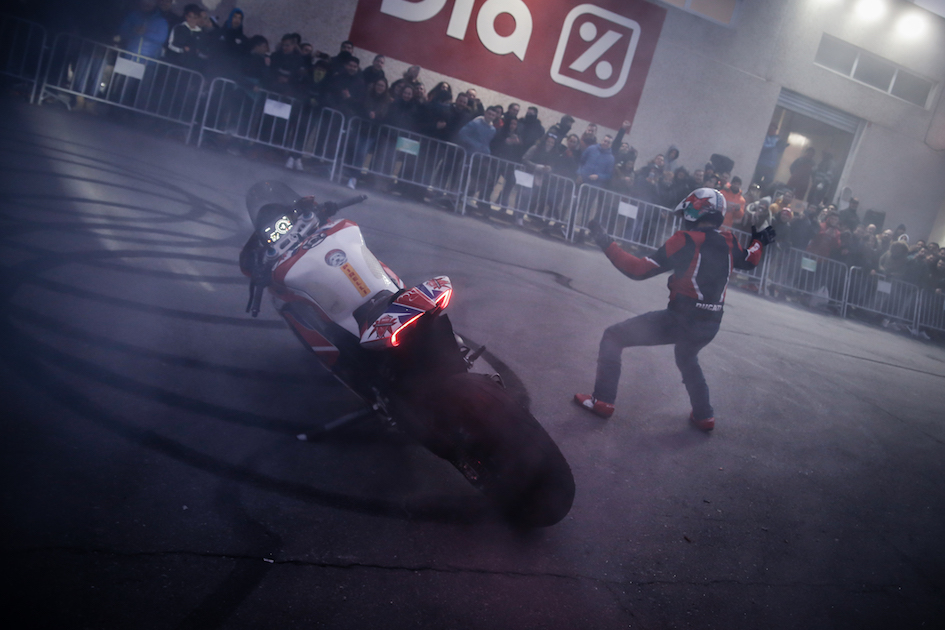 081_LA LEYENDA CONTINUA_CANTALEJO_SEGOVIA_2020_EMILIO ZAMORA_DUCATI_STUNT_TEAM_MOTOR_SHOW_ESPECTACULO_MOTO_CONCENTRACION_FIESTA_MATINAL_NZI_ADR_RAINERS_DMX_BARDAHL_EXPRESARTE_XBIKE