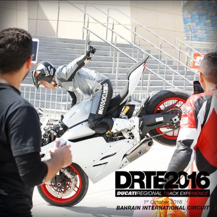 drte-2016_bahrain_ducati_stunt_team_emilio_zamora_2016