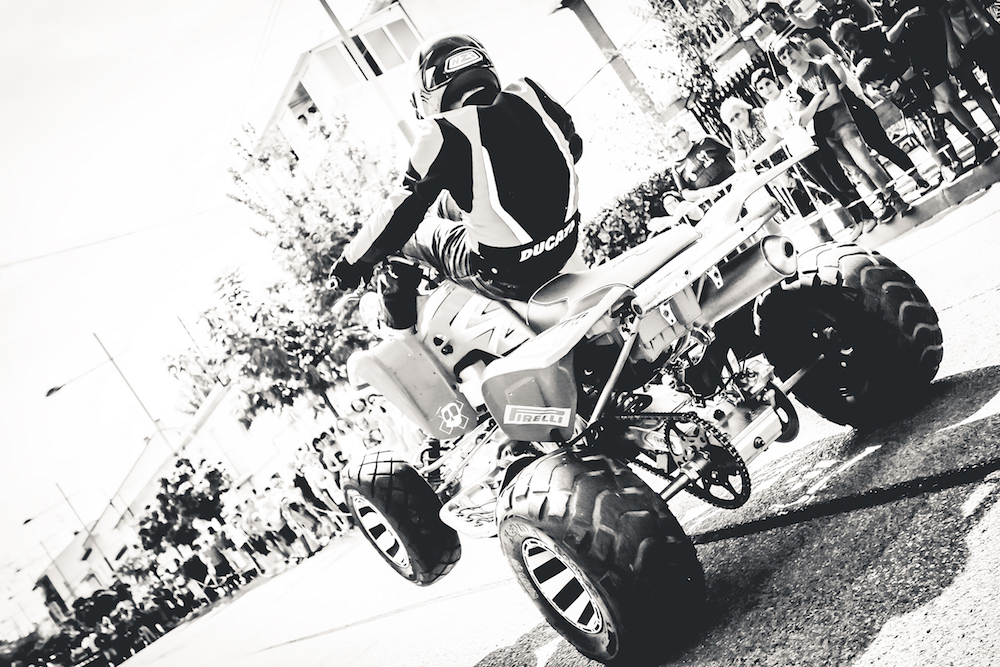 022 VILLAREJO DE SALVANES_EMILIO_ZAMORA_DUCATI_STUNT_TEAM_MOTOR_SHOW_ESPECTACULO_FREESTYLE_QUAD_MOTO_WHEELIE_STOPPIE_BURN OUT_MADRID_DIVERTIDO_DIVERSION_EXHIBICION_2017