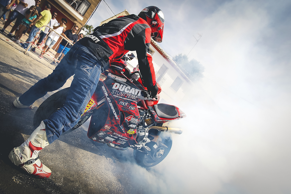 035 VILLAREJO DE SALVANES_EMILIO_ZAMORA_DUCATI_STUNT_TEAM_MOTOR_SHOW_ESPECTACULO_FREESTYLE_QUAD_MOTO_WHEELIE_STOPPIE_BURN OUT_MADRID_DIVERTIDO_DIVERSION_EXHIBICION_2017