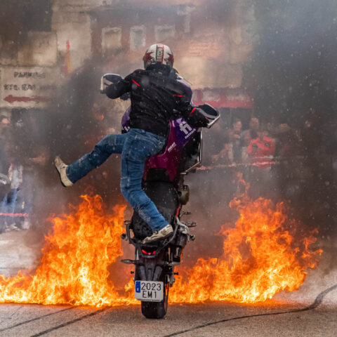 CASASIMARRO_DUCATI_STUNT_TEAM_EMILIO_ZAMORA_MOTOS_RUTAMOTERA_MOTOCICLISMO_FIESTA_110