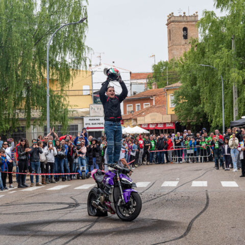 CASASIMARRO_DUCATI_STUNT_TEAM_EMILIO_ZAMORA_MOTOS_RUTAMOTERA_MOTOCICLISMO_FIESTA_118