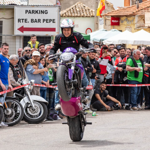 CASASIMARRO_DUCATI_STUNT_TEAM_EMILIO_ZAMORA_MOTOS_RUTAMOTERA_MOTOCICLISMO_FIESTA_27