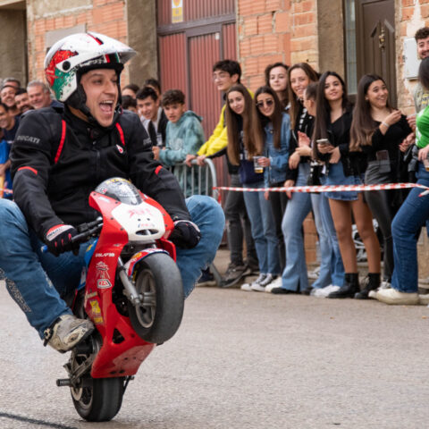 CASASIMARRO_DUCATI_STUNT_TEAM_EMILIO_ZAMORA_MOTOS_RUTAMOTERA_MOTOCICLISMO_FIESTA_47