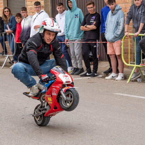 CASASIMARRO_DUCATI_STUNT_TEAM_EMILIO_ZAMORA_MOTOS_RUTAMOTERA_MOTOCICLISMO_FIESTA_48