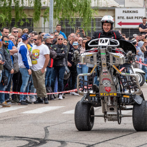 CASASIMARRO_DUCATI_STUNT_TEAM_EMILIO_ZAMORA_MOTOS_RUTAMOTERA_MOTOCICLISMO_FIESTA_96