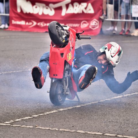 EXHIBICION_MOTO_DUCATI_STUNT_TEAM_EMILIO_ZAMORA_ABADIÑO_MATINEA_MOTOR_SHOW_2023_20