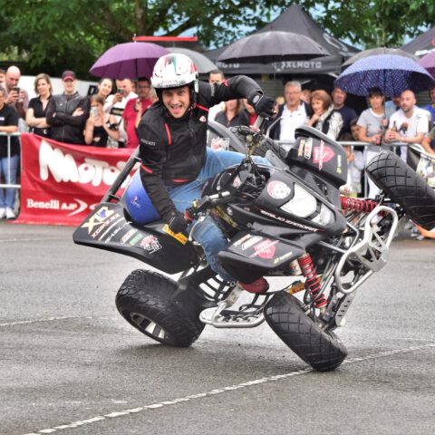 EXHIBICION_MOTO_DUCATI_STUNT_TEAM_EMILIO_ZAMORA_ABADIÑO_MATINEA_MOTOR_SHOW_2023_29