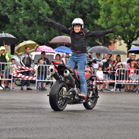 EXHIBICION_MOTO_DUCATI_STUNT_TEAM_EMILIO_ZAMORA_ABADIÑO_MATINEA_MOTOR_SHOW_2023_9