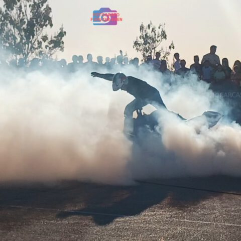 PUENTE GENIL 2023_CONCENTRACION_MOTERA_DUCATI_STUNT_TEAM_MOTORSHOW_EMILIO_ZAMORA_MOTOCICLISMO_