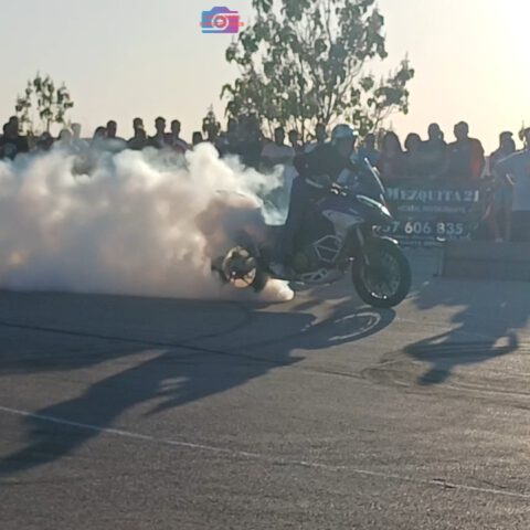 PUENTE GENIL 2023_CONCENTRACION_MOTERA_DUCATI_STUNT_TEAM_MOTORSHOW_EMILIO_ZAMORA_MOTOCICLISMO_3