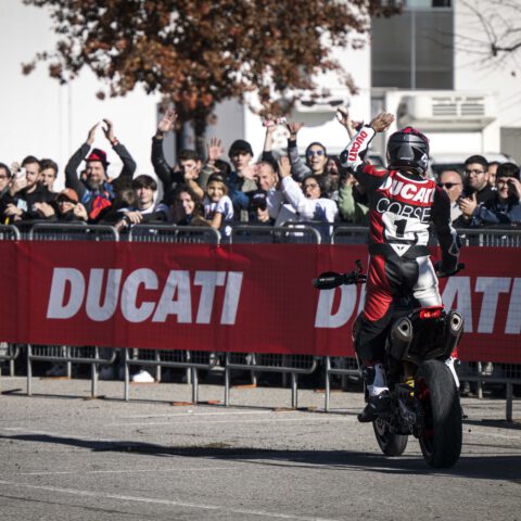 EICMA2023_MOTOCICLISMO_FERIA_MOTOR_DUCATISTUNTTEAM_EMILIOZAMORA_EXHIBICION_225